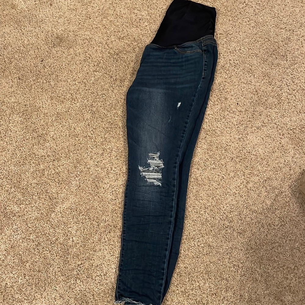 Ingrid & Isabel Maternity Jeans
